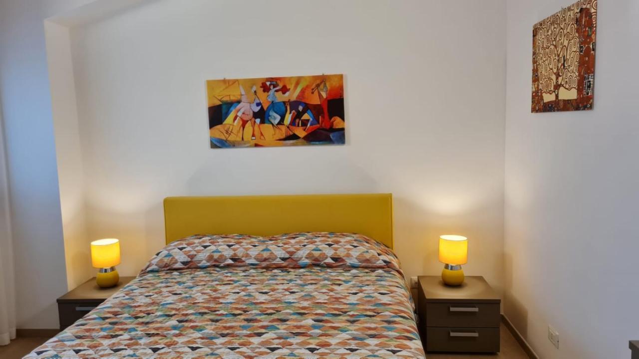 Casa Vacanze Le Agavi Modica Exteriör bild